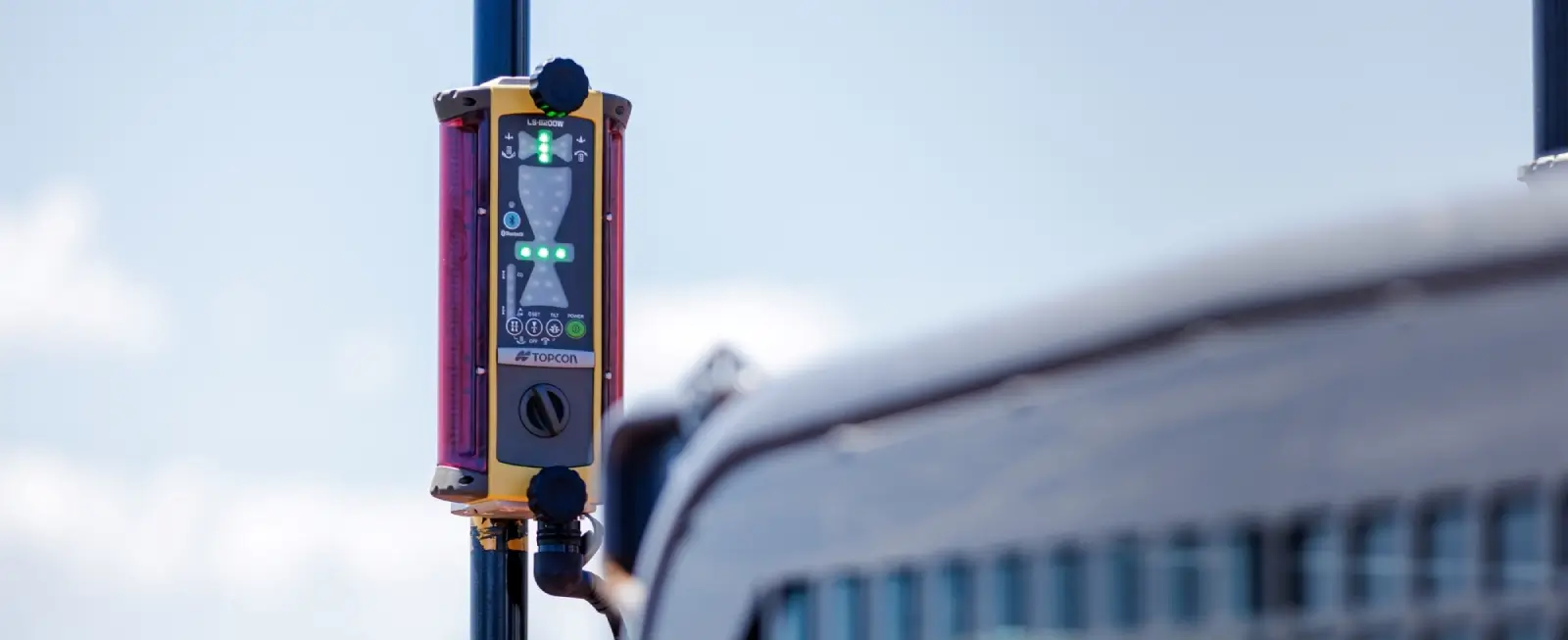 Dumpy levels vs laser levels Topcon